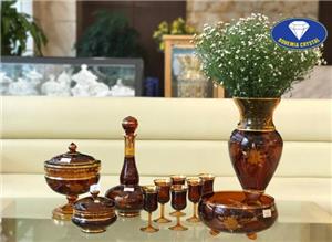 Giá trị thật sự sau mỗi chiếc bình hoa pha lê Tiệp