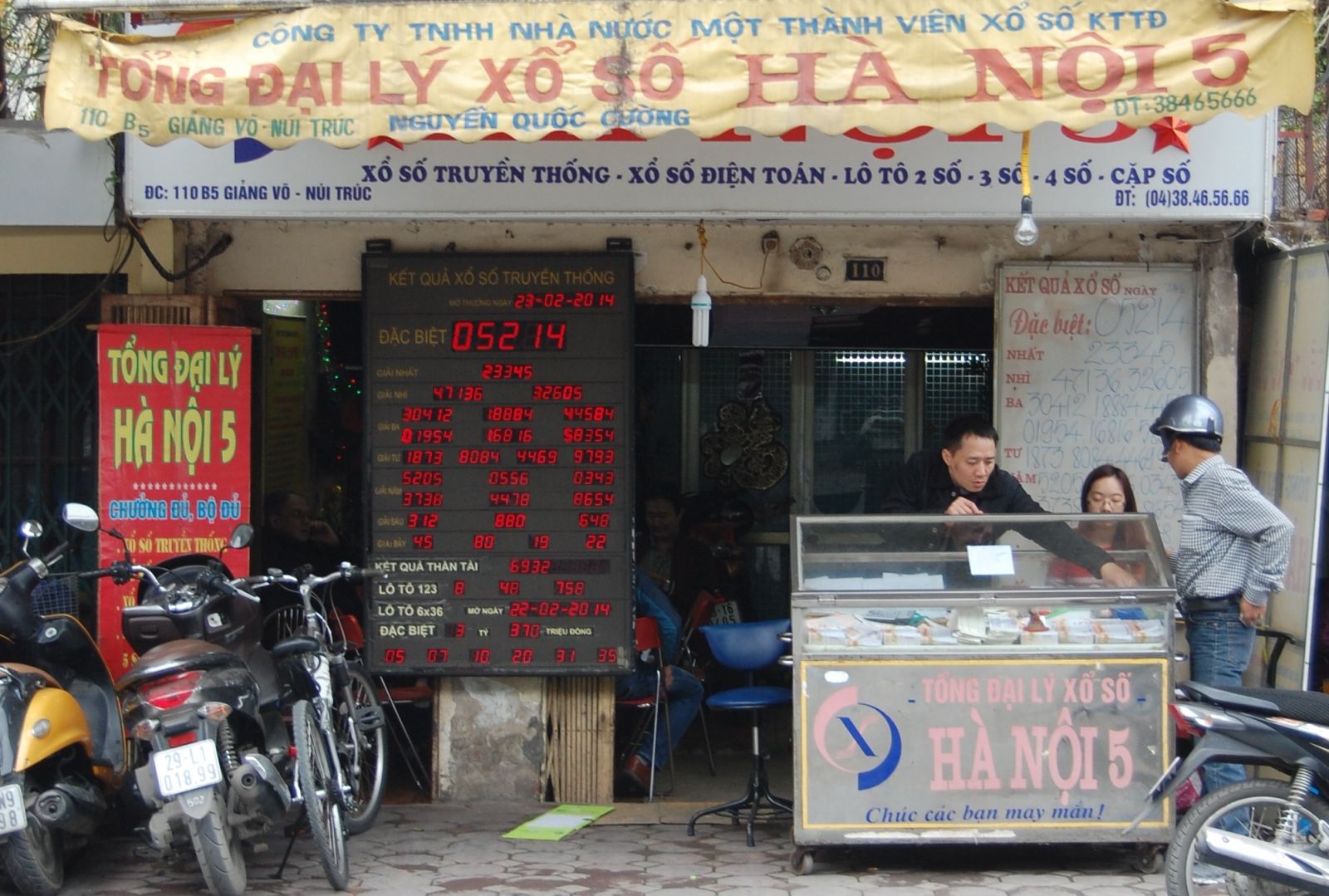 đổi vé số trúng thưởng tại đại lý mất bao nhiêu tiền