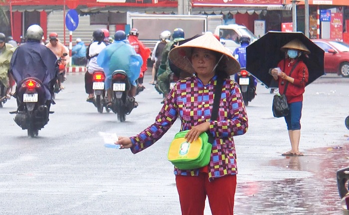 Không để người bán vé số chịu thiệt