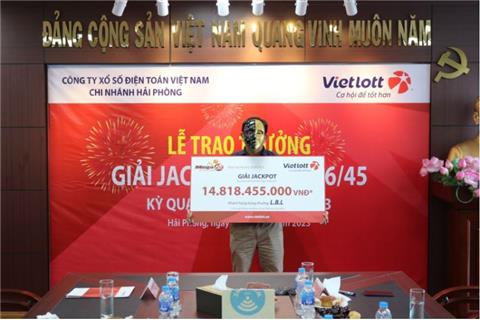 Trao 14 tỷ đồng cho khách hàng trúng thưởng Vietlott tại Phú Thọ