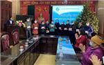 Hội LHPN huyện Hải Hậu trao tặng những phần quà san sẻ yêu thương nhân dịp Xuân Nhâm Dần 2022