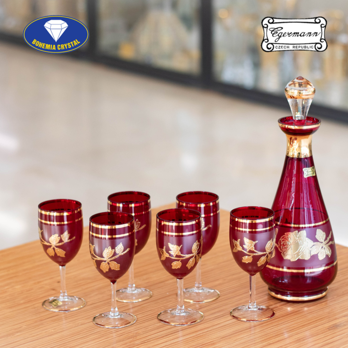 Ảnh minh họa Bộ bình ly pha lê màu đỏ 750ml